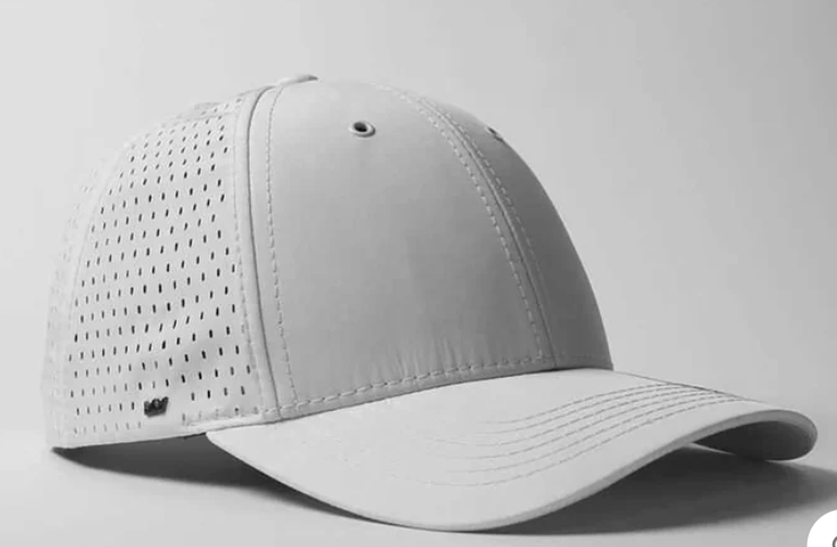 U15618 UFlex Adults High Tech Curved Peak Snapback